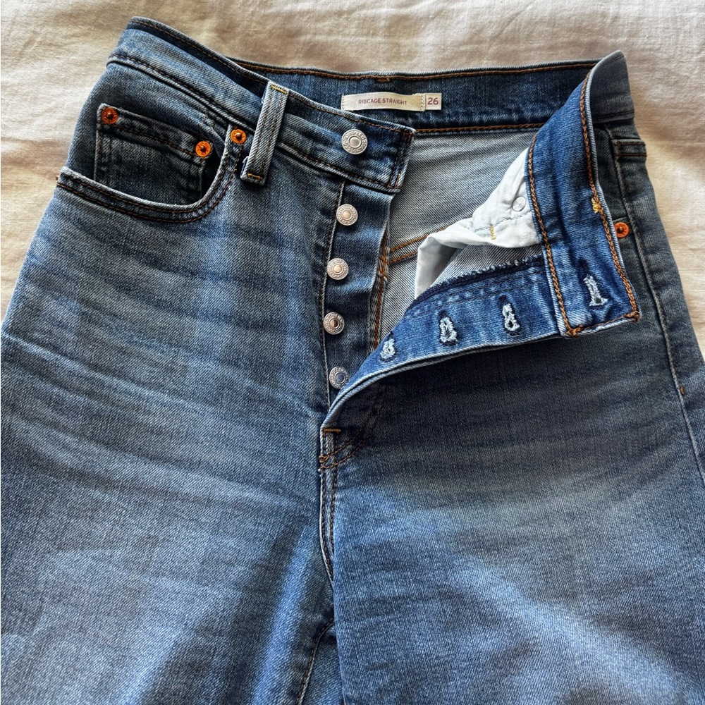 Levi’s Ribcage Straight Jeans